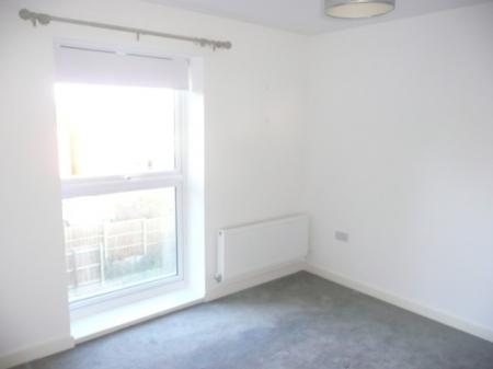 2 bedroom Flat to let in Waterside Road, Wellingborough, NN8