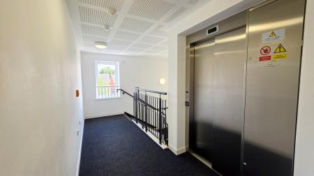 2 bedroom Flat to let in Waterside Road, Wellingborough, NN8