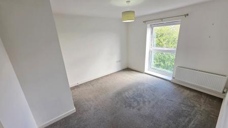 2 bedroom Flat to let in Waterside Road, Wellingborough, NN8