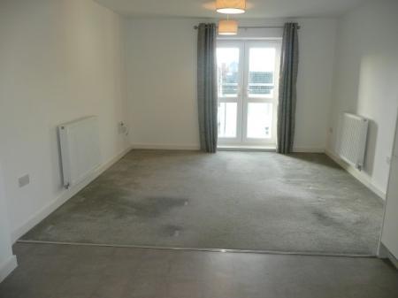 2 bedroom Flat to let in Waterside Road, Wellingborough, NN8