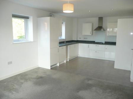 2 bedroom Flat to let in Waterside Road, Wellingborough, NN8