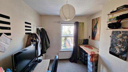 2 bedroom Terraced House to let in Winstanley Road, Wellingborough, NN8