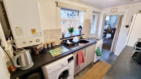 2 bedroom Terraced House to let in Winstanley Road, Wellingborough, NN8