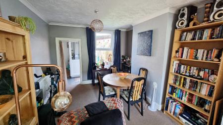 2 bedroom Terraced House to let in Winstanley Road, Wellingborough, NN8