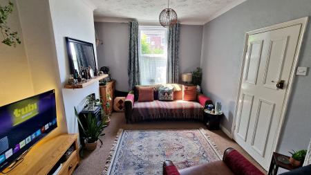 2 bedroom Terraced House to let in Winstanley Road, Wellingborough, NN8