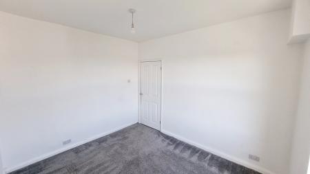 4 bedroom Terraced House to let in Knox Road, Wellingborough