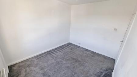 4 bedroom Terraced House to let in Knox Road, Wellingborough