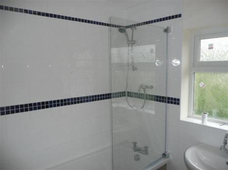 3 bedroom Semi-detached house to let in Shelley Road, Wellingborough, NN8