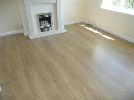 3 bedroom Semi-detached house to let in Shelley Road, Wellingborough, NN8