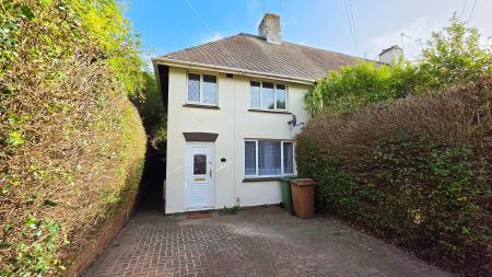 Priory Road, Wellingborough, NN8