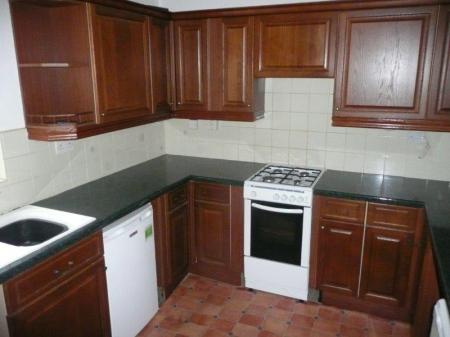 3 bedroom Semi-detached house to let in Priory Road, Wellingborough, NN8