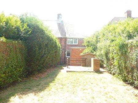 3 bedroom Semi-detached house to let in Priory Road, Wellingborough, NN8