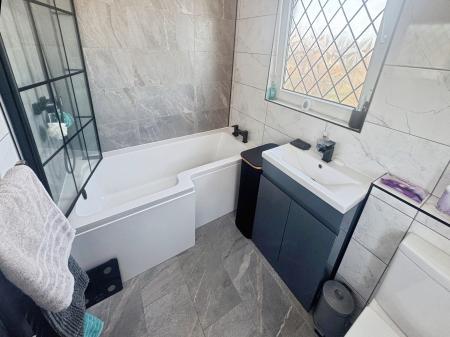 3 bedroom Semi-detached house for sale in Torrington Crescent, Wellingborough, NN8