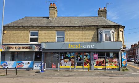Wellingborough Road, Rushden, NN10