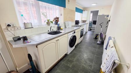 1 bedroom Flat to let in Ranelagh Road, Wellingborough, NN8