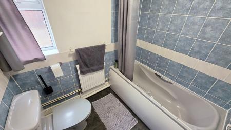1 bedroom Flat to let in Ranelagh Road, Wellingborough, NN8