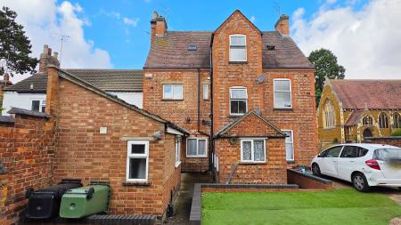 1 bedroom Flat to let in Ranelagh Road, Wellingborough, NN8