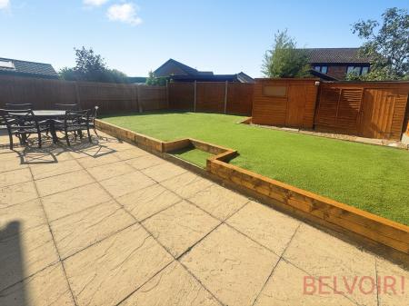 4 bedroom Detached house for sale in Humber Gardens, Wellingborough