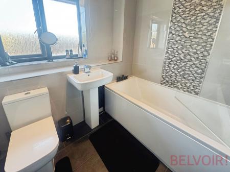 4 bedroom Detached house for sale in Humber Gardens, Wellingborough