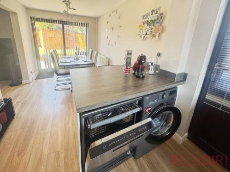 4 bedroom Detached house for sale in Humber Gardens, Wellingborough