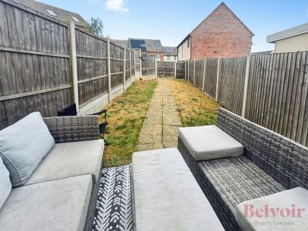 2 bedroom Terraced House for sale in Talbot Road North, Wellingborough