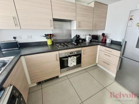 2 bedroom Terraced House for sale in Talbot Road North, Wellingborough