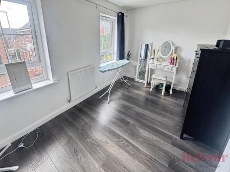 2 bedroom Terraced House for sale in Talbot Road North, Wellingborough