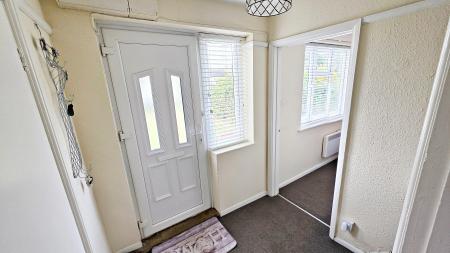 3 bedroom Terraced House to let in Hardwick Road, Little Harrowden, NN9