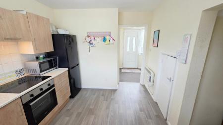 3 bedroom Terraced House to let in Hardwick Road, Little Harrowden, NN9