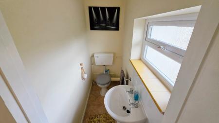 3 bedroom Terraced House to let in Hardwick Road, Little Harrowden, NN9