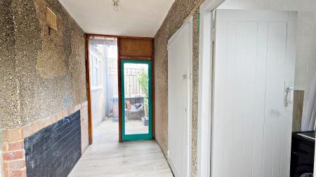 3 bedroom Terraced House to let in Hardwick Road, Little Harrowden, NN9