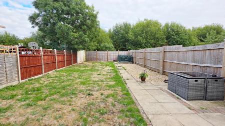 3 bedroom Terraced House to let in Hardwick Road, Little Harrowden, NN9