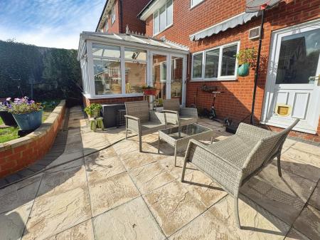 4 bedroom Detached house for sale in Haddon Close, Wellingborough