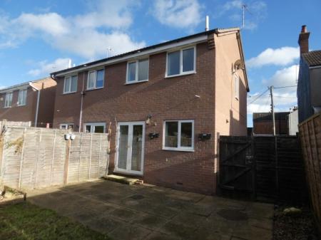 2 bedroom Semi-detached house to let in Lilley Terrace, Irthlingborough, NN9