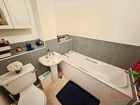 3 bedroom Town house for sale in John Lea Way, Wellingborough