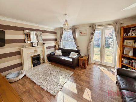 3 bedroom Town house for sale in John Lea Way, Wellingborough