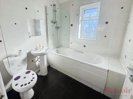 3 bedroom Semi-detached house for sale in Nest Lane, Wellingborough