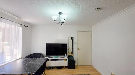 1 bedroom Cluster house to let in Senwick Drive, Wellingborough, NN8