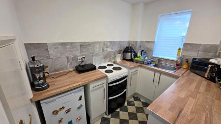 1 bedroom Cluster house to let in Senwick Drive, Wellingborough, NN8