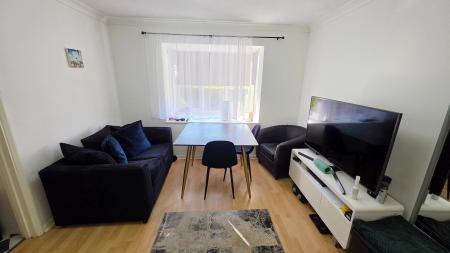 1 bedroom Cluster house to let in Senwick Drive, Wellingborough, NN8