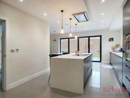4 bedroom Detached house to let in Hayway, Rushden, NN10
