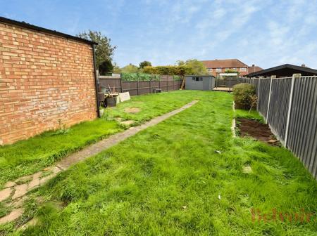 3 bedroom Semi-detached house to let in Second Avenue, Wellingborough