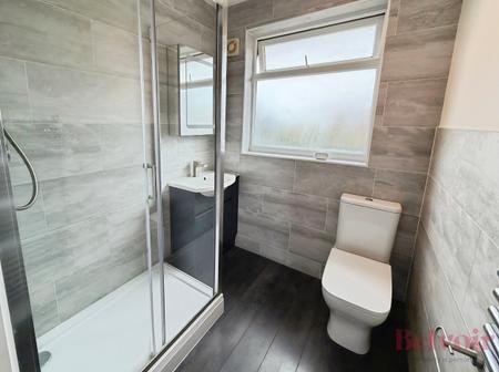 3 bedroom Semi-detached house to let in Second Avenue, Wellingborough