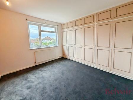 3 bedroom Semi-detached house to let in Second Avenue, Wellingborough