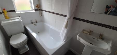 2 bedroom Cottage to let in Huddlestones Wharf, Newark, NG24