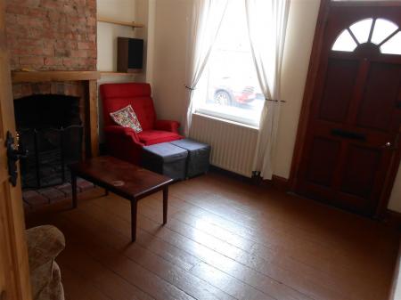 1 bedroom Terraced House to let in Newnham Road, Newark, NG24