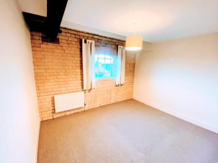 2 bedroom Flat to let in The Brewhouse, Castle Brewery, Newark, NG24