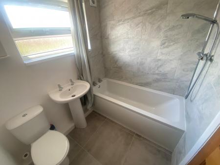 2 bedroom Flat to let in Forster Avenue, Newark, NG24