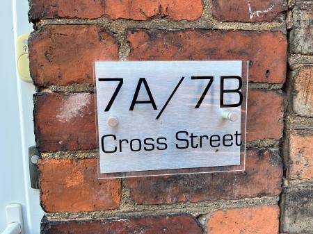 1 bedroom Flat to let in Cross Street, Newark, NG24