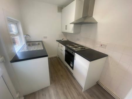 2 bedroom Terraced House to let in Nicholson Street, Newark, NG24